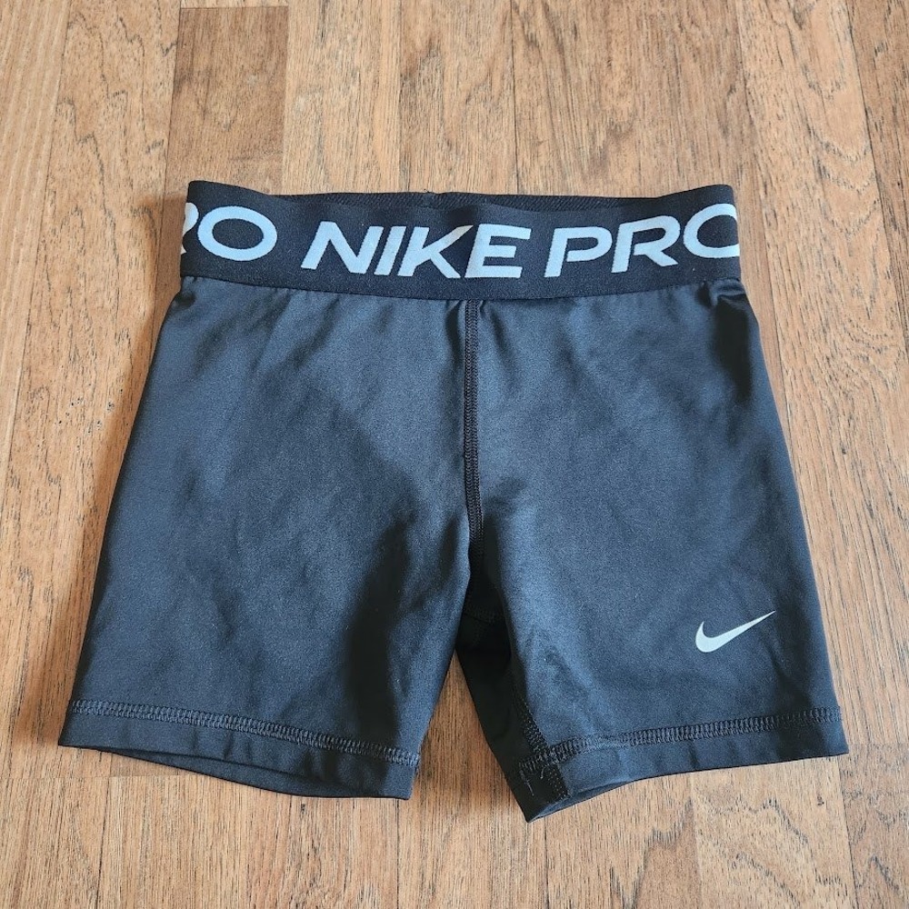 Nike Pro Dri-FIT Womens Black Compression Shorts Training Volleyball Size M 695